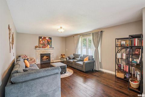 Tiny photo for 5811 DUGGLEBY Avenue, Davenport, IA 52807 (MLS # QC4266225)