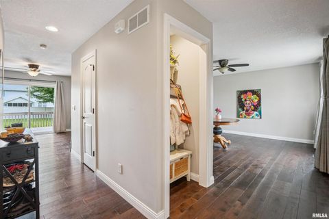 Tiny photo for 5811 DUGGLEBY Avenue, Davenport, IA 52807 (MLS # QC4266225)