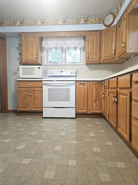 Tiny photo for 600 Timber Creek Road, Dixon, IL 61021 (MLS # 12749858)