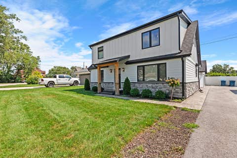 Tiny photo for 9859 S 81st Avenue, Palos Hills, IL 60465 (MLS # 12729373)