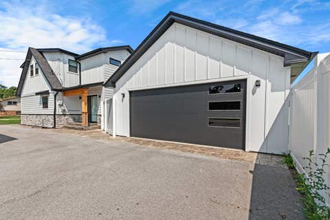 Tiny photo for 9859 S 81st Avenue, Palos Hills, IL 60465 (MLS # 12729373)