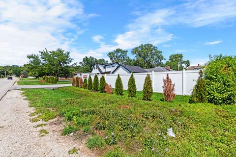 Tiny photo for 9859 S 81st Avenue, Palos Hills, IL 60465 (MLS # 12729373)