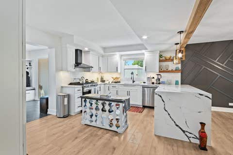 Tiny photo for 9859 S 81st Avenue, Palos Hills, IL 60465 (MLS # 12729373)