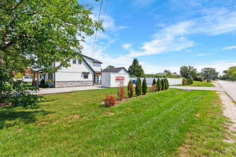 Tiny photo for 9859 S 81st Avenue, Palos Hills, IL 60465 (MLS # 12729373)
