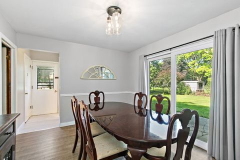 Tiny photo for 85 Sherbon Lane, Crystal Lake, IL 60014 (MLS # 12690191)