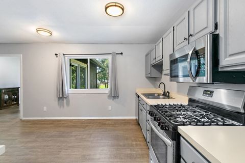 Tiny photo for 85 Sherbon Lane, Crystal Lake, IL 60014 (MLS # 12690191)