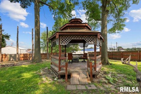 Tiny photo for 6127 FAIR Avenue, Davenport, IA 52806 (MLS # QC4269759)