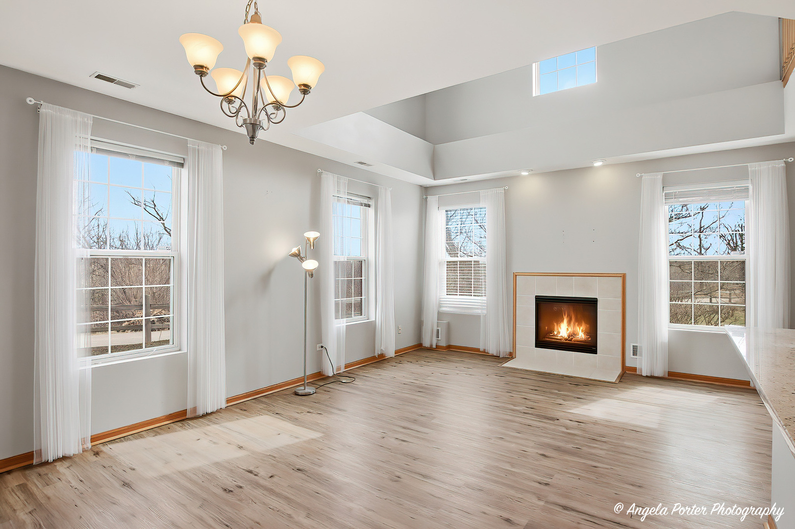 323 S Litchfield Drive