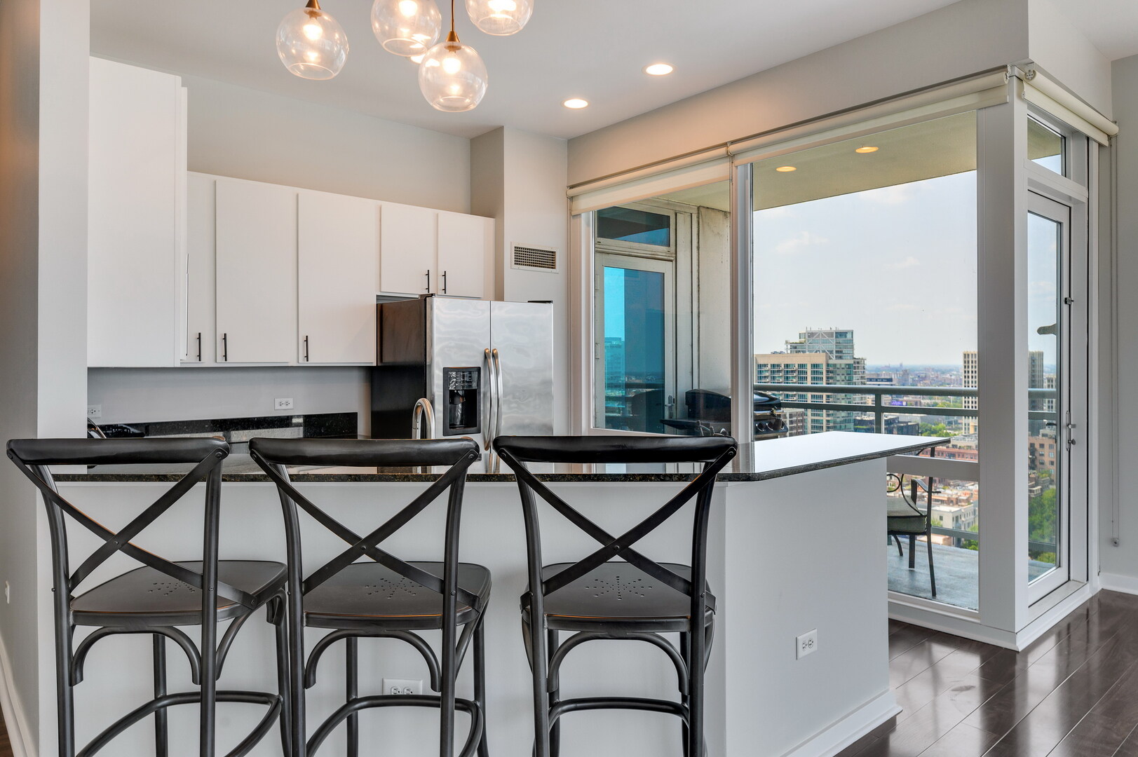 757 N Orleans Street 2204