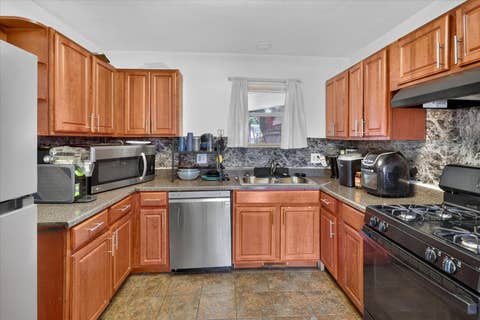 Tiny photo for 342 Frederick Avenue, Bellwood, IL 60104 (MLS # 12717560)