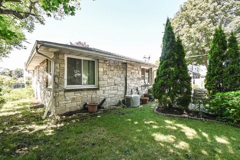 Tiny photo for 1641 Jackson Street, North Chicago, IL 60064 (MLS # 12474539)