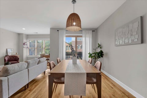 Tiny photo for 4151 N Lincoln Avenue #2, Chicago, IL 60618 (MLS # 12754634)