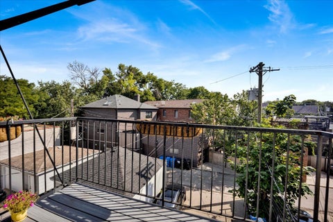 Tiny photo for 4151 N Lincoln Avenue #2, Chicago, IL 60618 (MLS # 12754634)