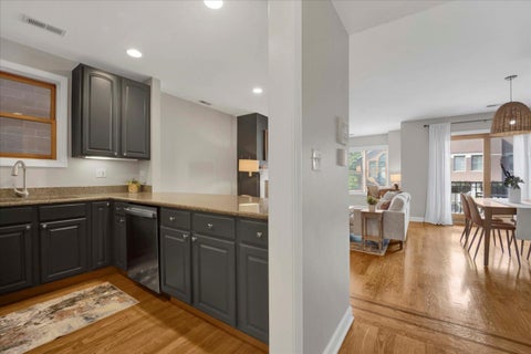Tiny photo for 4151 N Lincoln Avenue #2, Chicago, IL 60618 (MLS # 12754634)
