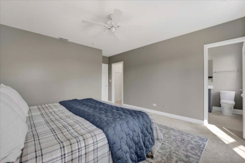 Tiny photo for 4151 N Lincoln Avenue #2, Chicago, IL 60618 (MLS # 12754634)
