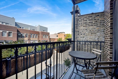 Tiny photo for 4151 N Lincoln Avenue #2, Chicago, IL 60618 (MLS # 12754634)
