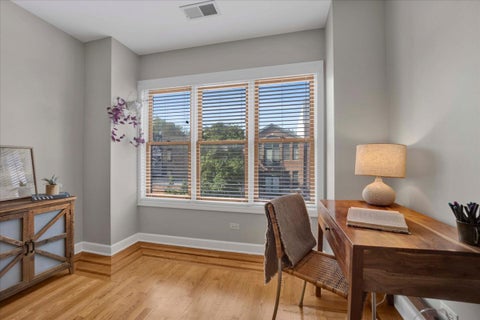 Tiny photo for 4151 N Lincoln Avenue #2, Chicago, IL 60618 (MLS # 12754634)