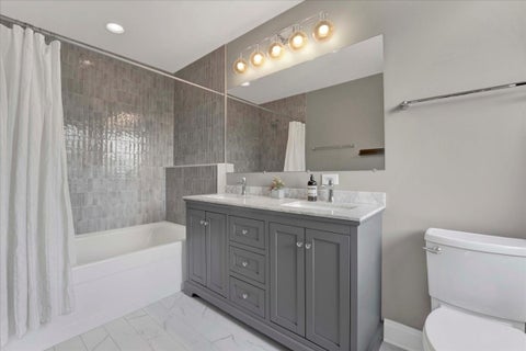 Tiny photo for 4151 N Lincoln Avenue #2, Chicago, IL 60618 (MLS # 12754634)