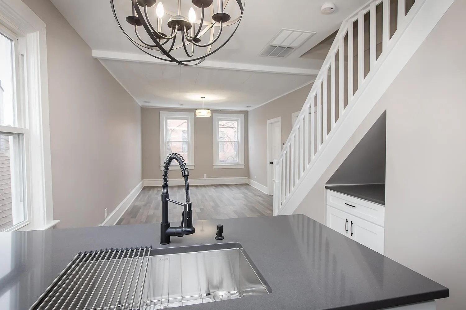 2015 N Bingham Street