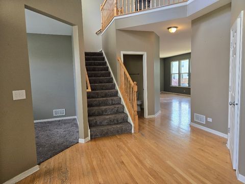 Tiny photo for 104 Stamford Court, Gilberts, IL 60136 (MLS # 12469390)