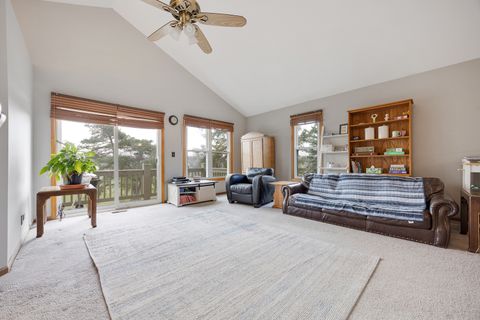 Tiny photo for 273 Doral Court #A, Elk Grove Village, IL 60007 (MLS # 12595480)