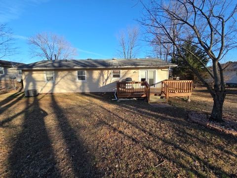 Tiny photo for 1025 Lake Shore Drive, Mt Vernon, IL 62864 (MLS # 12549262)