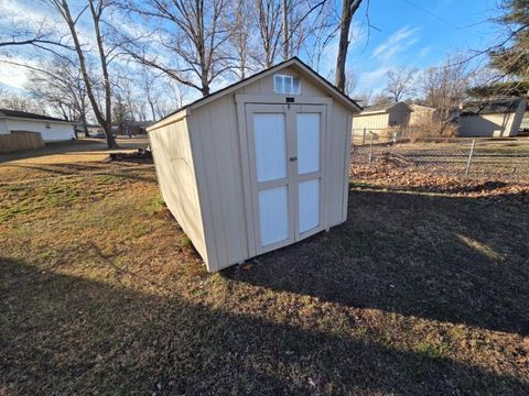 Tiny photo for 1025 Lake Shore Drive, Mt Vernon, IL 62864 (MLS # 12549262)