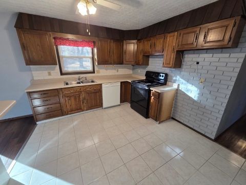 Tiny photo for 1025 Lake Shore Drive, Mt Vernon, IL 62864 (MLS # 12549262)