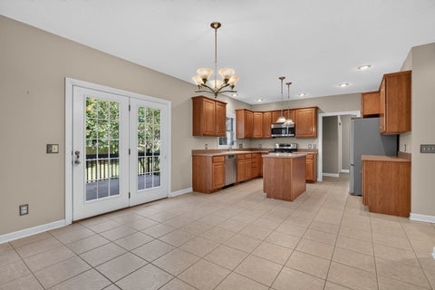 Tiny photo for 3410 St James Avenue, Bettendorf, IA 52722 (MLS # 12711353)