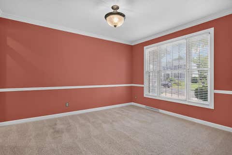 Tiny photo for 3410 St James Avenue, Bettendorf, IA 52722 (MLS # 12711353)