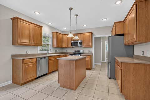 Tiny photo for 3410 St James Avenue, Bettendorf, IA 52722 (MLS # 12711353)
