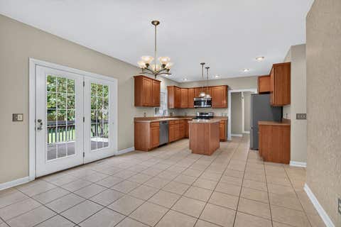 Tiny photo for 3410 St James Avenue, Bettendorf, IA 52722 (MLS # 12711353)