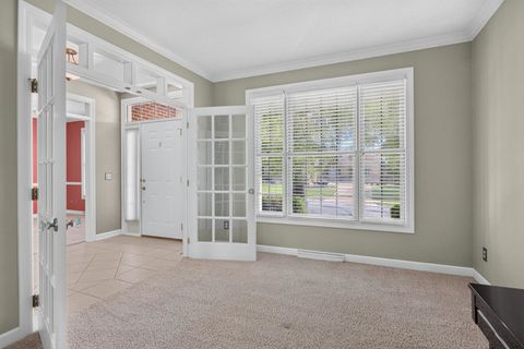 Tiny photo for 3410 St James Avenue, Bettendorf, IA 52722 (MLS # 12711353)
