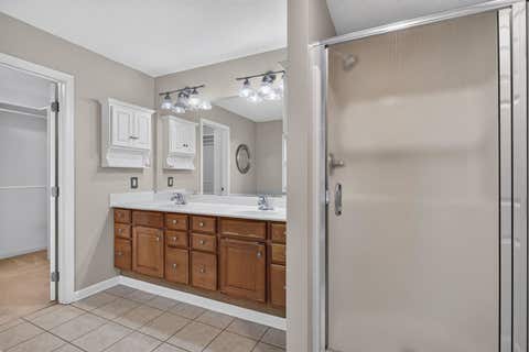 Tiny photo for 3410 St James Avenue, Bettendorf, IA 52722 (MLS # 12711353)