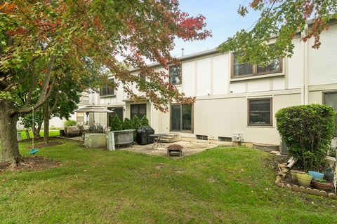 Tiny photo for 4608 Mumford Drive, Hoffman Estates, IL 60192 (MLS # 12767071)