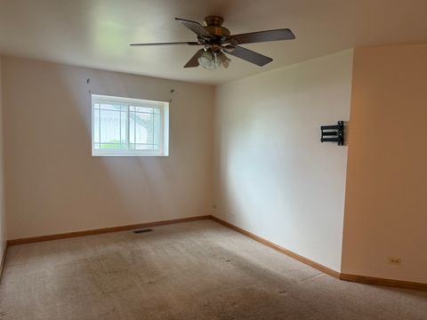 Tiny photo for Crest Hill, IL 60435 (MLS # 12652194)