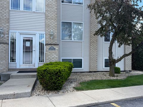 Tiny photo for Crest Hill, IL 60435 (MLS # 12652194)