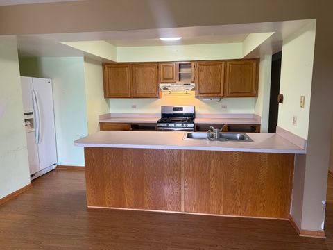 Tiny photo for Crest Hill, IL 60435 (MLS # 12652194)