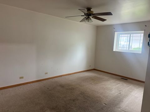 Tiny photo for Crest Hill, IL 60435 (MLS # 12652194)