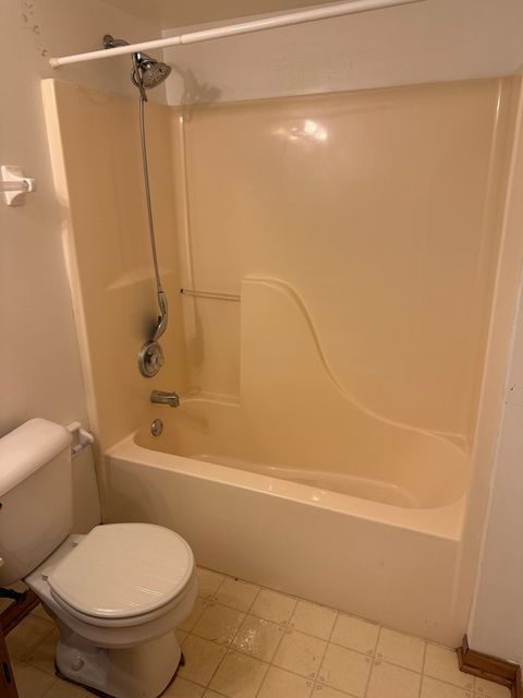Tiny photo for Crest Hill, IL 60435 (MLS # 12652194)