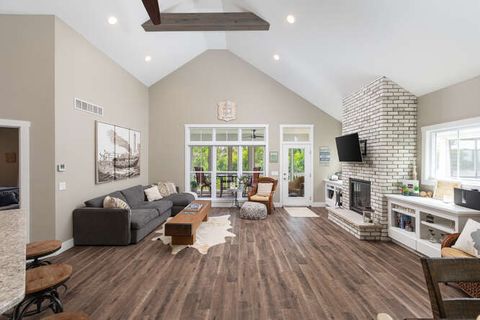 Tiny photo for 17 Windward Way, Ottawa, IL 61350 (MLS # 12433038)