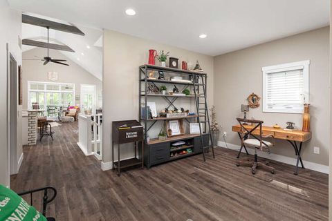 Tiny photo for 17 Windward Way, Ottawa, IL 61350 (MLS # 12433038)