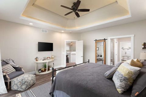 Tiny photo for 17 Windward Way, Ottawa, IL 61350 (MLS # 12433038)