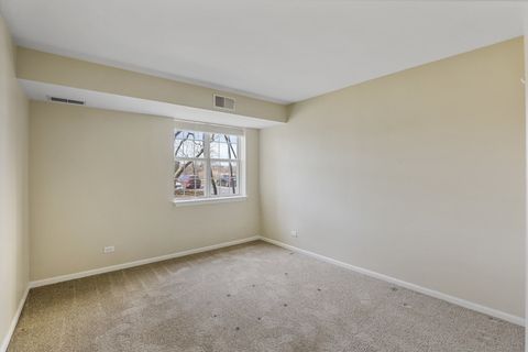 Tiny photo for 764 N Gary Avenue #110, Carol Stream, IL 60188 (MLS # 12587624)