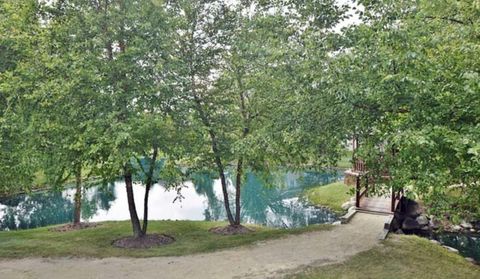 Tiny photo for 764 N Gary Avenue #110, Carol Stream, IL 60188 (MLS # 12587624)