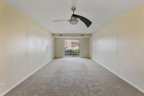 Tiny photo for 764 N Gary Avenue #110, Carol Stream, IL 60188 (MLS # 12587624)