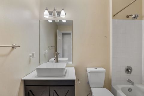 Tiny photo for 764 N Gary Avenue #110, Carol Stream, IL 60188 (MLS # 12587624)