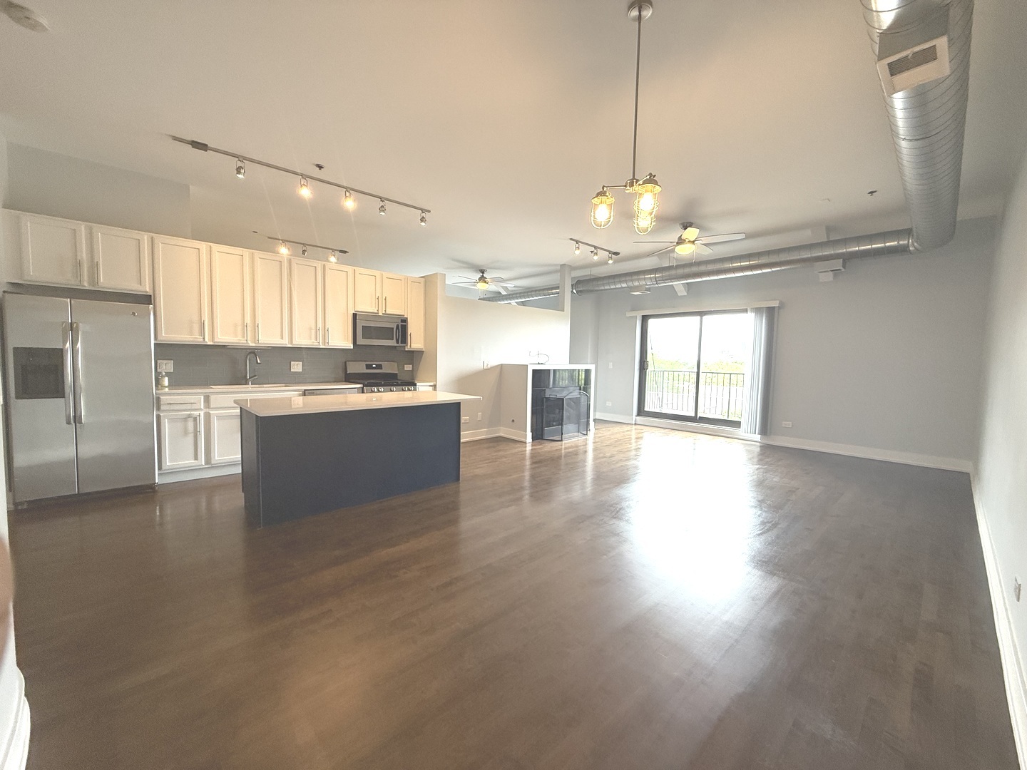 1000 E 53rd Street 510