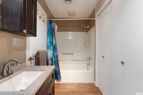 Tiny photo for 4523 S CONCORD Street, Davenport, IA 52802 (MLS # QC4270102)