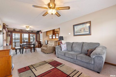 Tiny photo for 4523 S CONCORD Street, Davenport, IA 52802 (MLS # QC4270102)